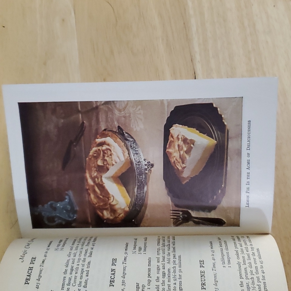 Magic Chef Cooking Book - Picture 7 of 14